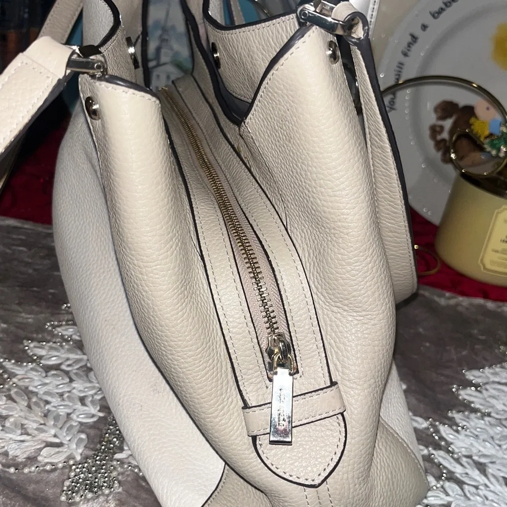 Kate Spade Leila Colorblock Cream and Tan Shoulder Bag Tote 3 Compartment Purse
